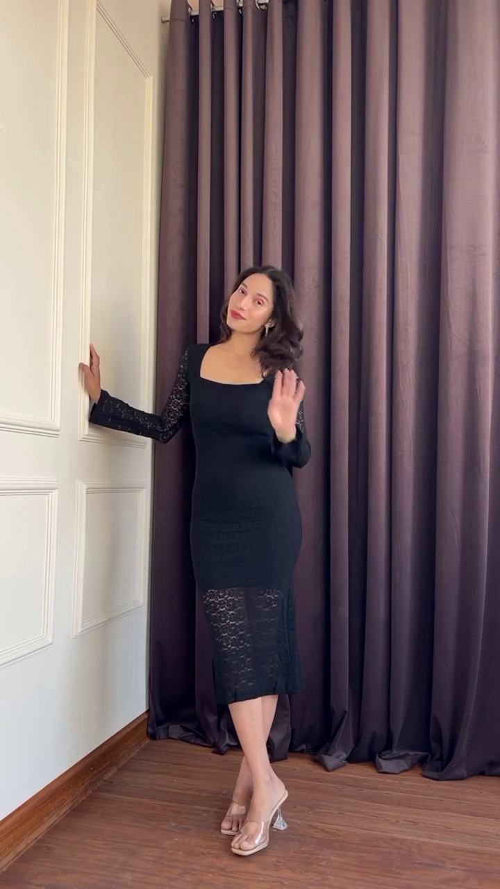 Women’s Off-Shoulder Lace Maxi Dress – Romantic Elegance, Effortless Grace