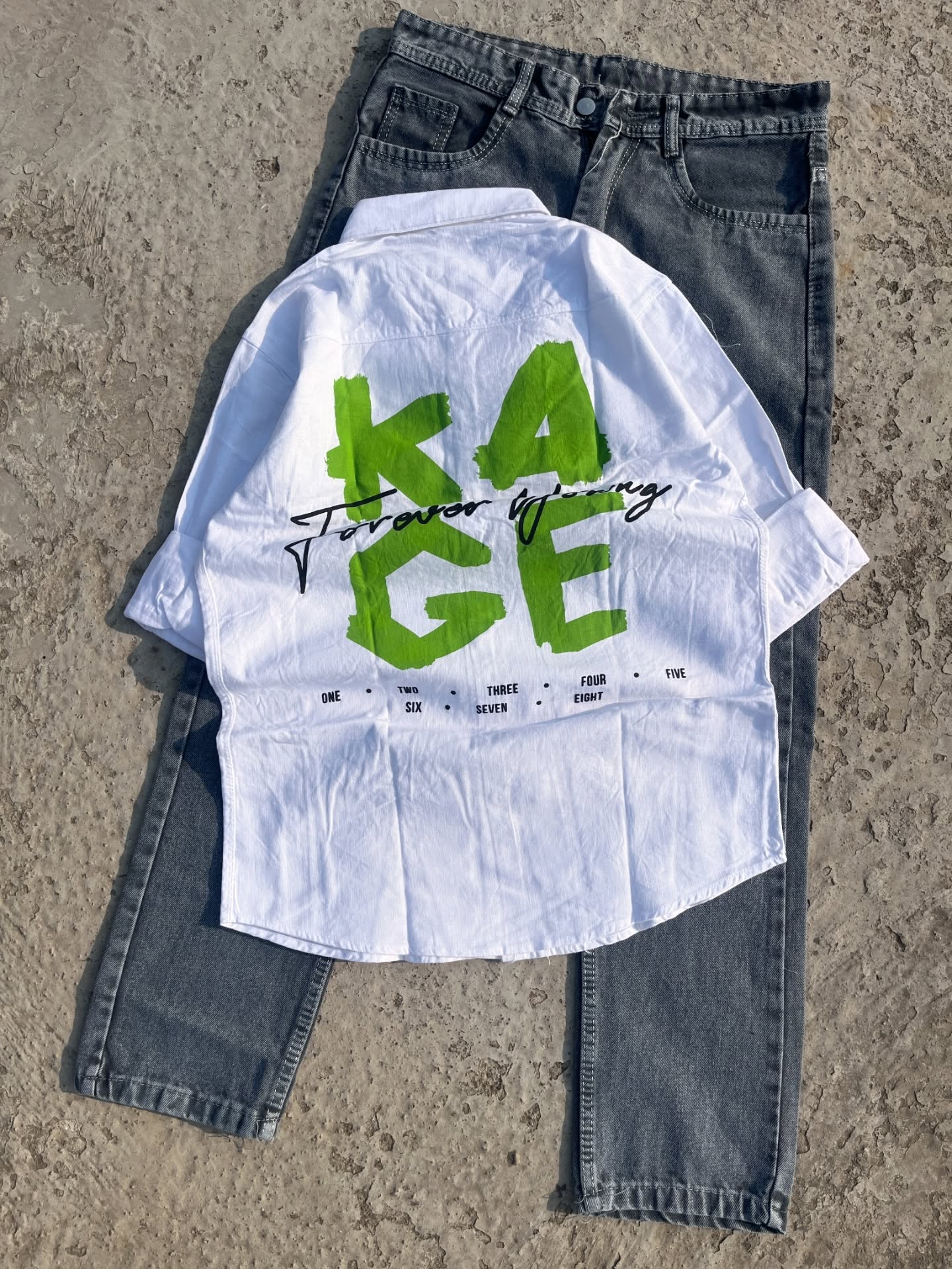 Effortless Seoul Street: Korean-Style Oversized Shirt with Baggy Mom-Fit Jeans