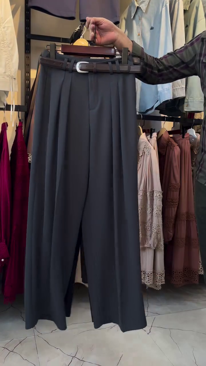 🖤 Refined Elegance: Timeless Wide-Leg Tailored Trousers