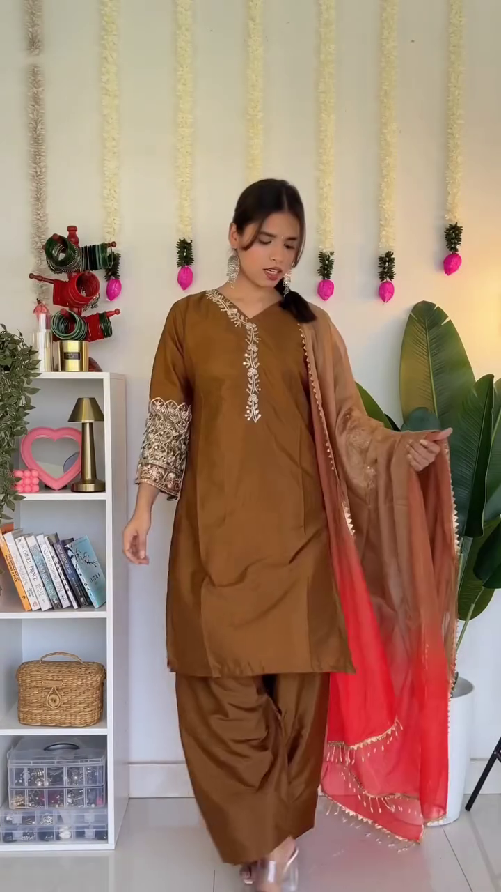 🌸 Soft Elegance in Blush: A Timeless Ethnic Statement