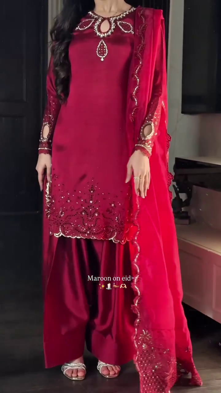 Ethereal Elegance – Women’s Pret Luxury Shisha Silk 3-Piece Rosette Ensemble
