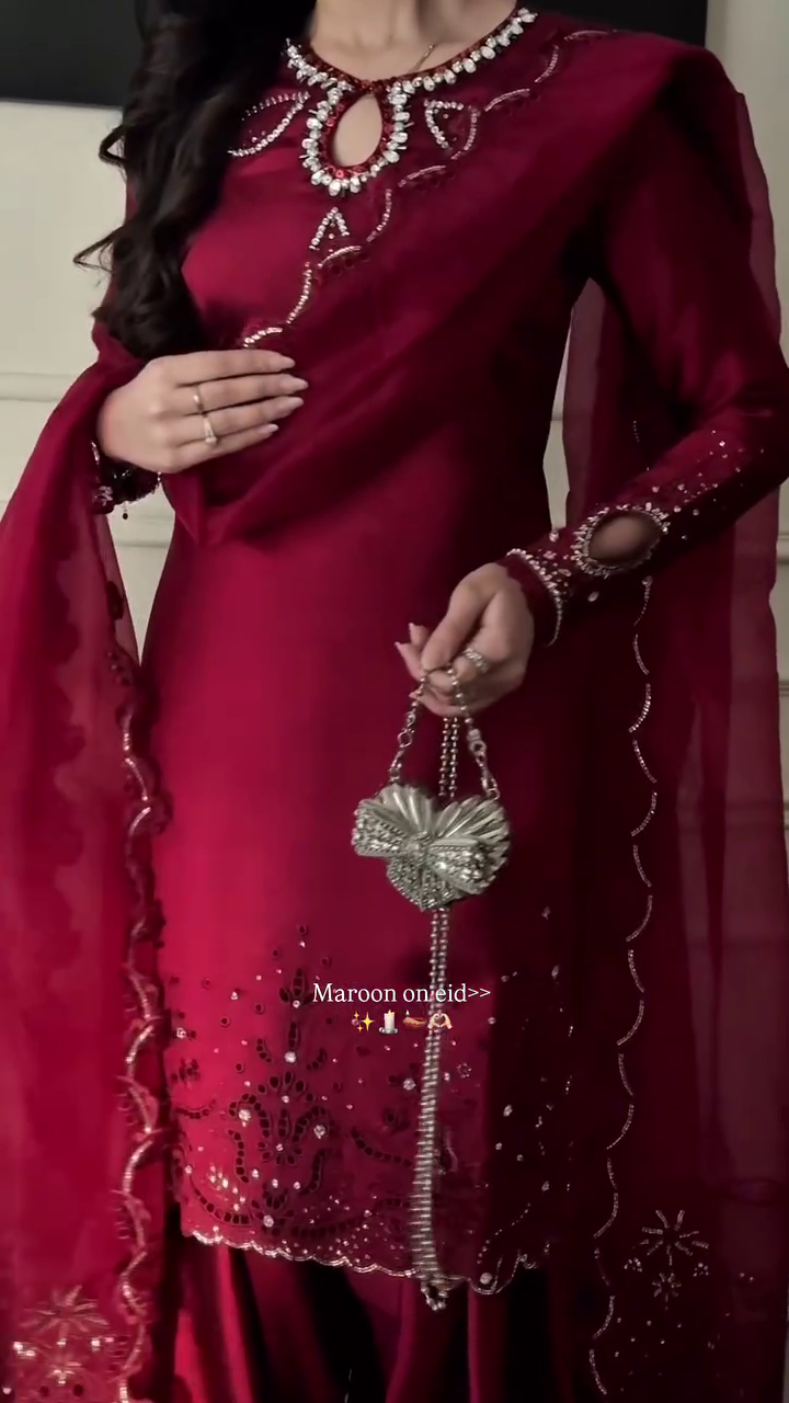 Ethereal Elegance – Women’s Pret Luxury Shisha Silk 3-Piece Rosette Ensemble