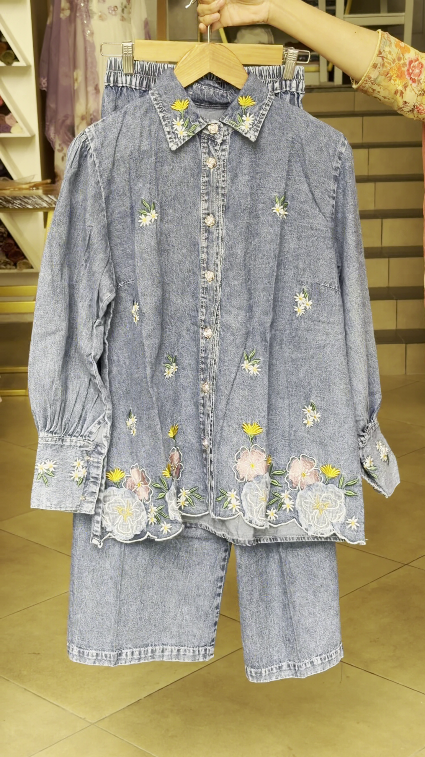 🌸✨ Floral Pearl Gold Denim Shirt – Where Glamour Meets Everyday Cool ✨🌸
