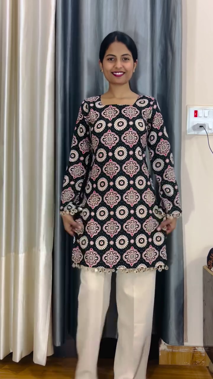 🌸✨ Women’s Printed Round Neck Tunic – Effortless Style Meets Everyday Comfort ✨🌸