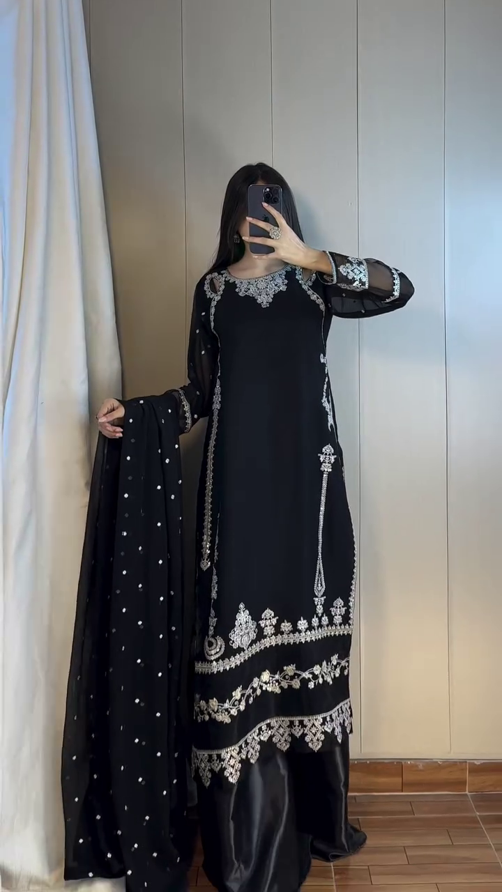 🌸✨ Floral Embroidered Thread Work Georgette Kurta with Sharara & Dupatta – Ethereal Elegance Redefined ✨🌸