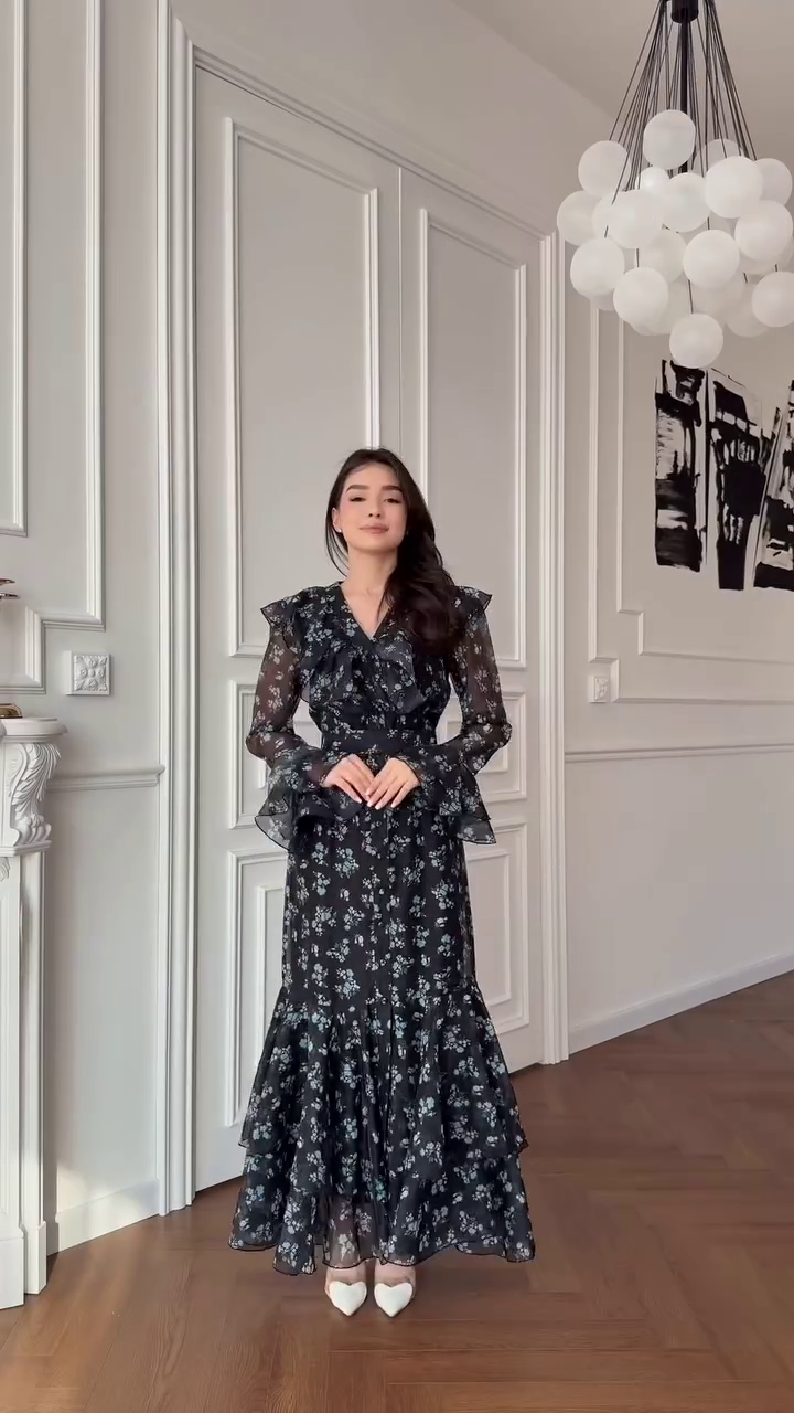 Chic V-Neck Ruffle Edge Floral Printed Dress – Effortless Feminine Elegance 🌸