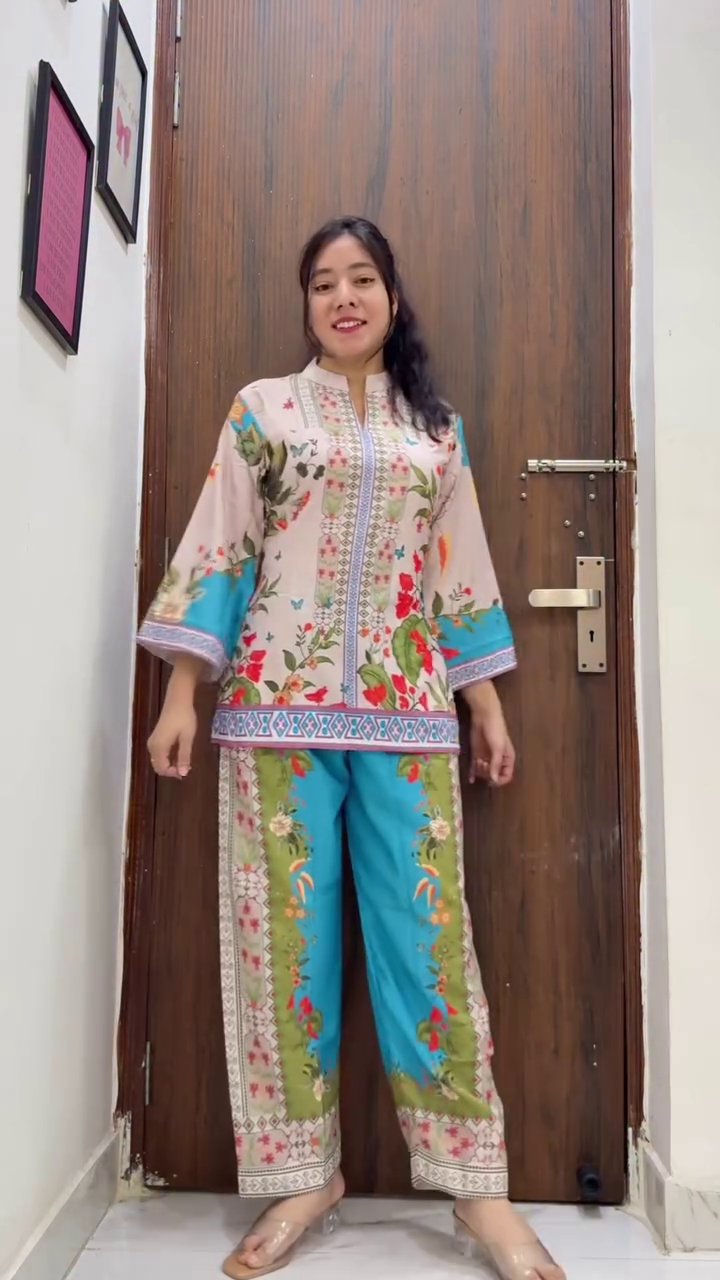 Elegant Women’s Floral Printed Turkish Co-Ord Set – Effortless Style & Modern Comfort 🌸