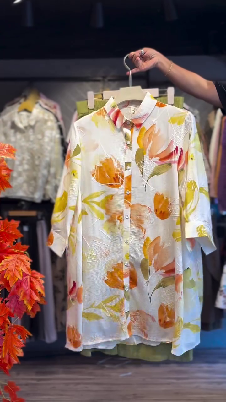 Floral Button-Down Tunic Shirt with Trouser Set – Elegant Casual Co-Ord Outfit for Women 🌸✨