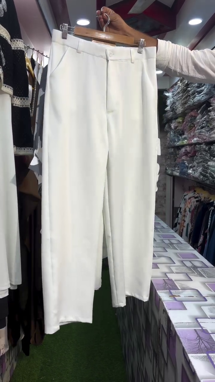 Stylish Co-Ord Set for Women – Trendy Matching Top and Bottom Outfit ✨