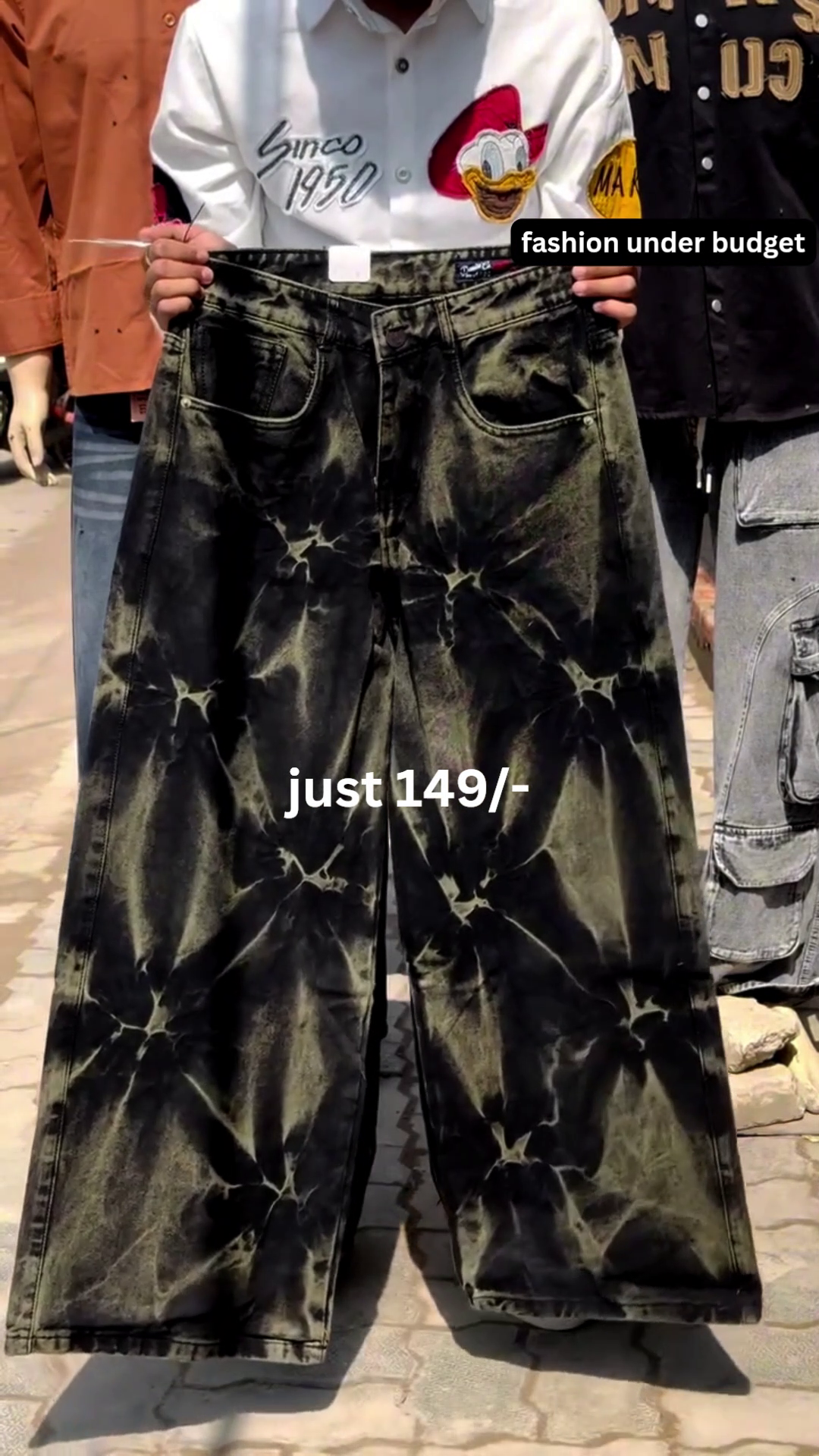 Effortless Street Style Starts with Baggy-Fit Denim Pants