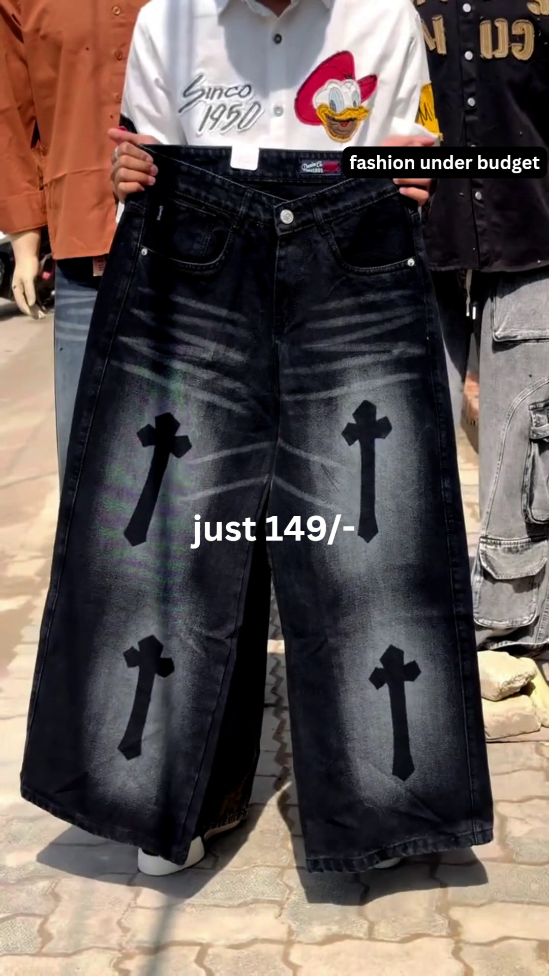 Effortless Street Style Starts with Baggy-Fit Denim Pants