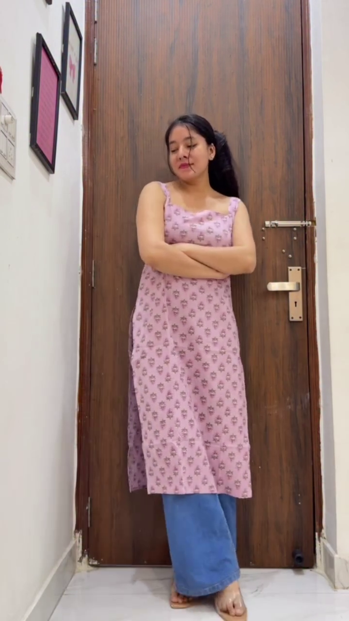 Fresh Bloom: White and Blue Floral Printed A-Line Kurta