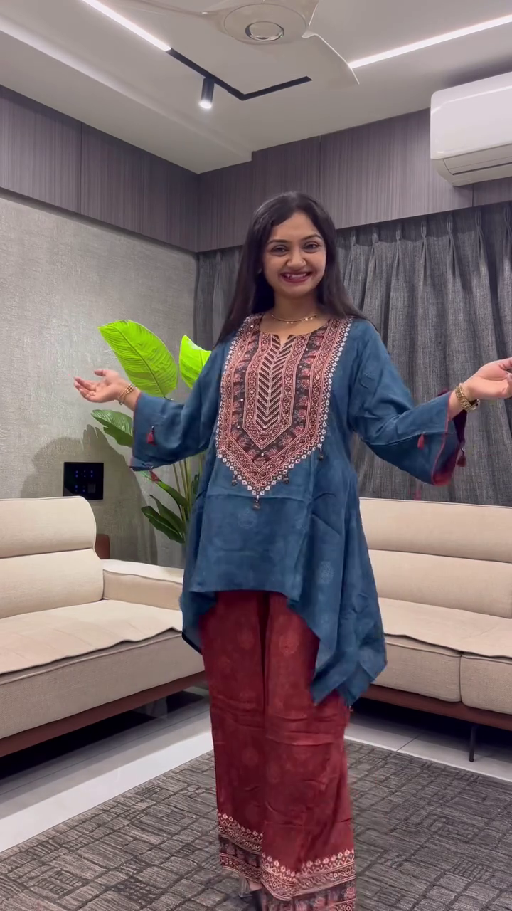 Chic Contrast: Maroon & Black Printed Short Kurti with Wide-Leg Trousers