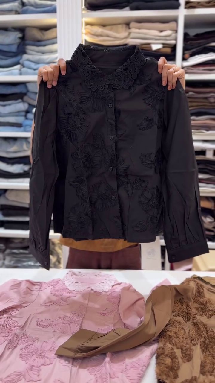 Feminine Grace: Pink Shirt with Floral Embroidery and Lace Collar