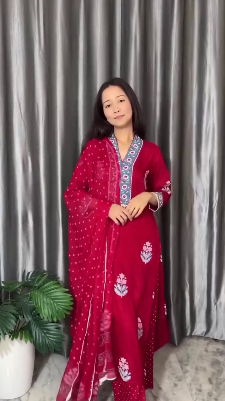 Elegant Maroon & Black Ethnic Set – Kurta, Pant, and Dupatta