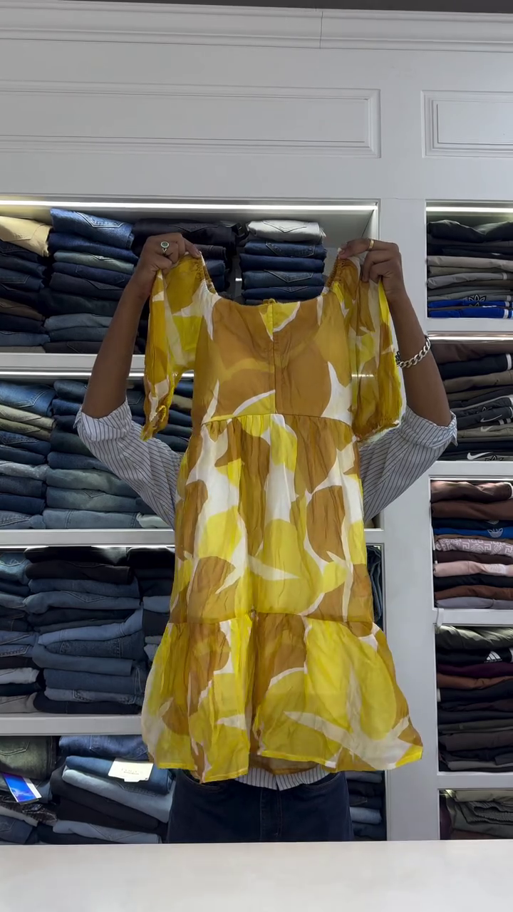 Feminine Charm: Pink Floral Print A-Line Dress