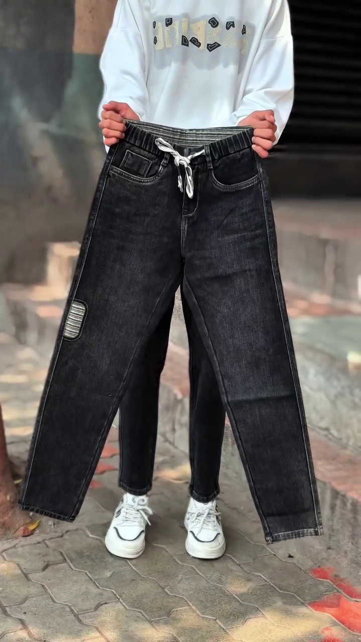 Effortless Style: Men’s Casual Tapered Jeans