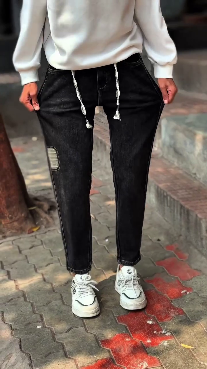 Effortless Style: Men’s Casual Tapered Jeans