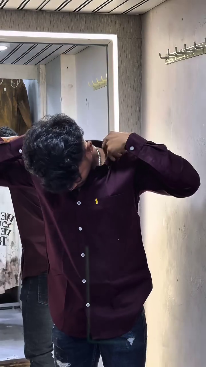 Timeless & Versatile: Solid Grey Casual Button-Down Shirt