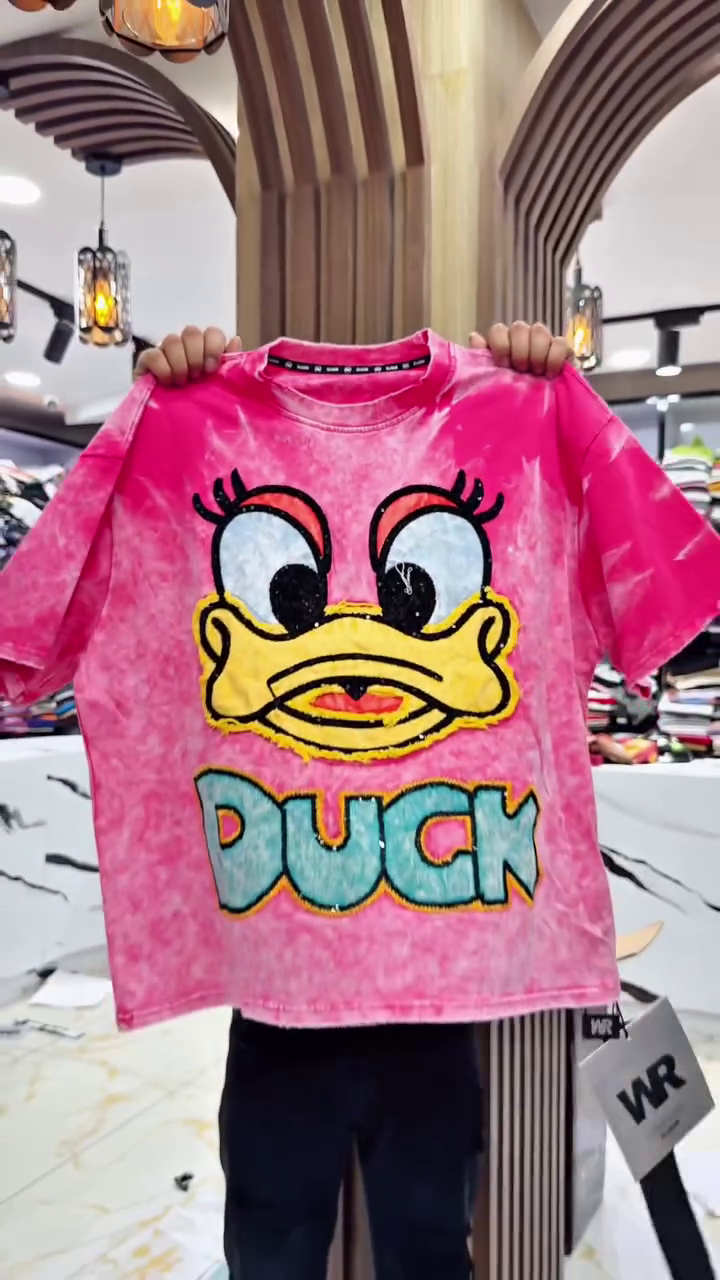 Playful & Trendy: Pink and Grey Bugs Bunny Graphic T-Shirt