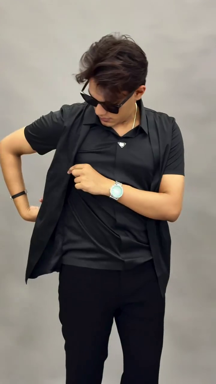 Sleek & Timeless: Classic Black Men’s Shirt