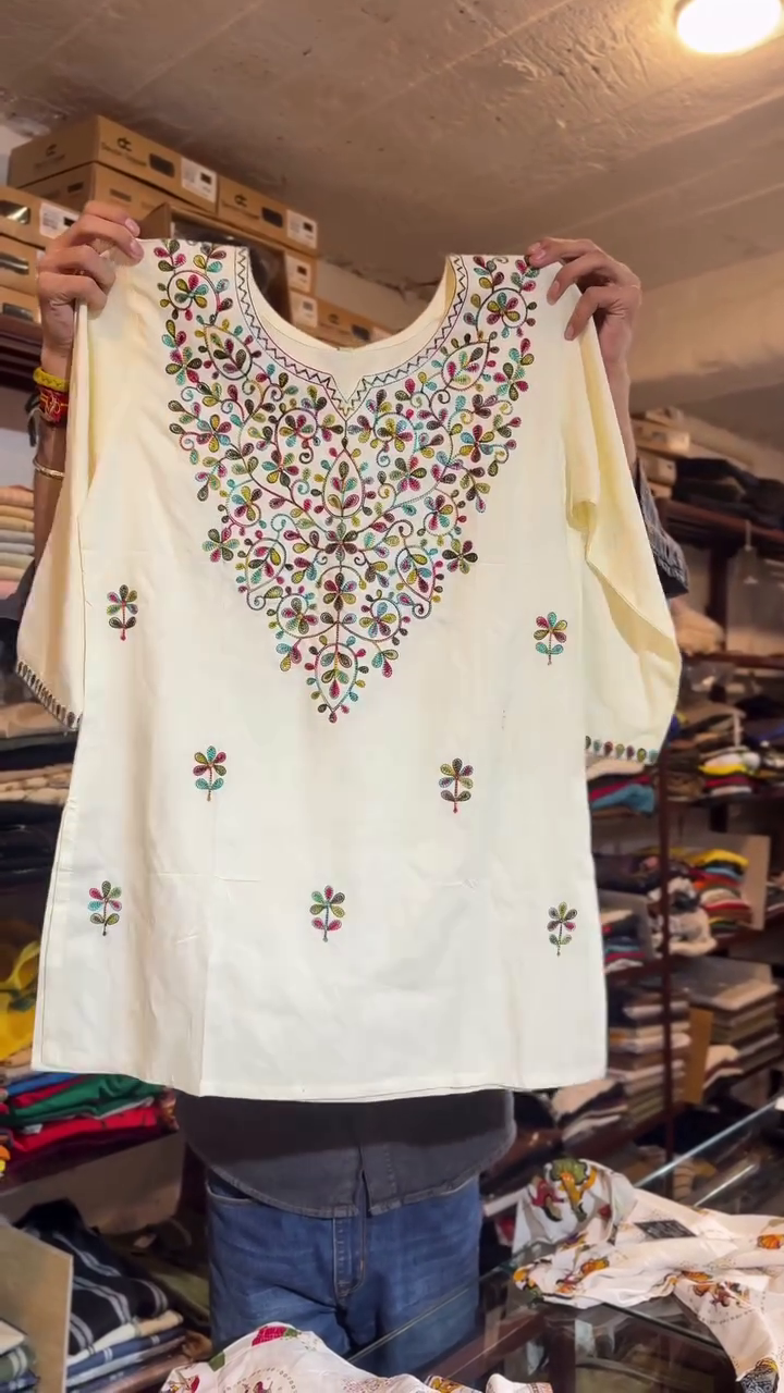 White Cotton Short Kurti – Effortless Everyday Ethnic Wear with Pure Comfort