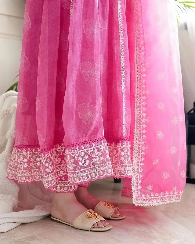 Take Your Style To The Next Level With Our Gulab Pink Anarkali Suit Set!