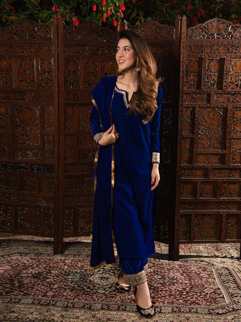 BEAUTIFUL ROYAL BLUE VELVET KURTA SET FOR WOMEN