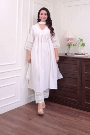 ✨🤍 "Elegant White Cotton Kurta Set with Lace Detailing & Dupatta" 🤍✨